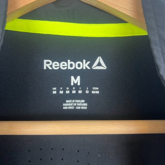 Reebok Play Ice Workout Quarter Zip Sweatshirt - Picture 5 of 5